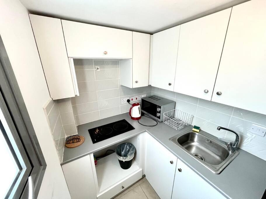 Demetra D7 - Central Suites Perikleous 53 Nicosia Esterno foto