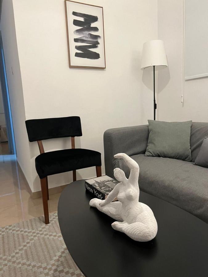 Demetra D7 - Central Suites Perikleous 53 Nicosia Esterno foto